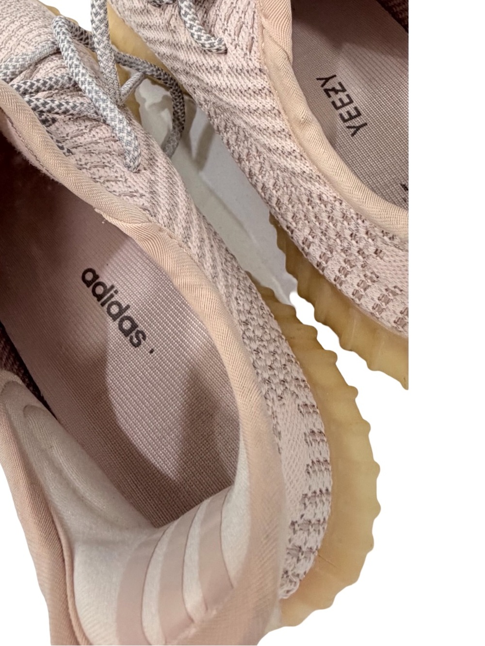 Women-7.5 Adidas Yeezy
Boost 350 V2 Synth - Picture 6 of 9